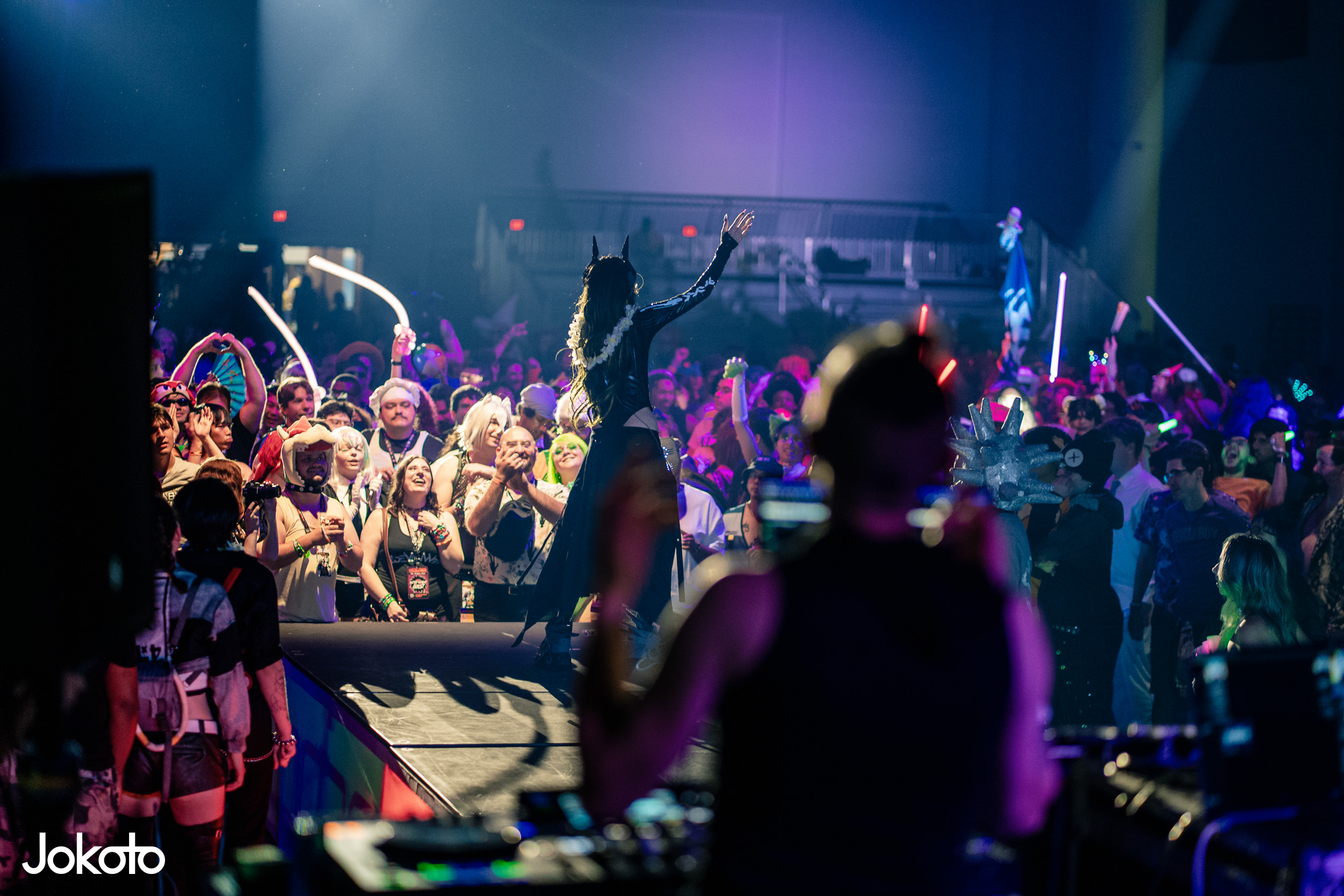 rave_03